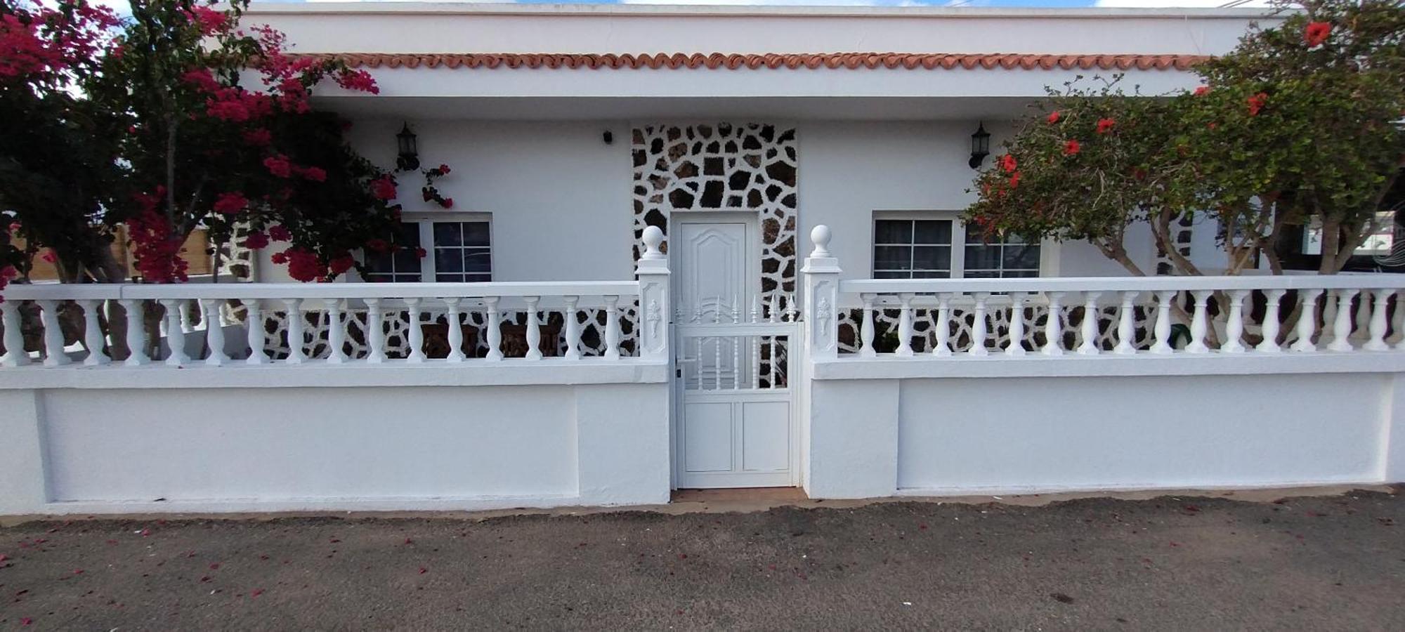 Casa M & A Villa La Oliva Exterior photo